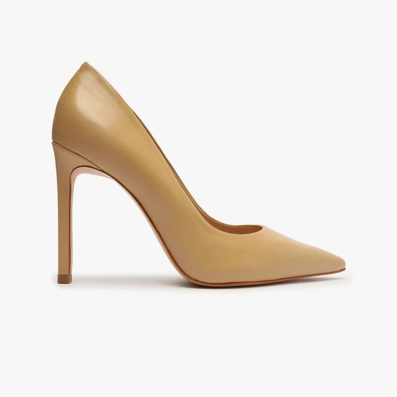 SCHUTZ Shoes - NIB Schutz Lou Nappa Leather Pump Size US 7.5 in Light Nude